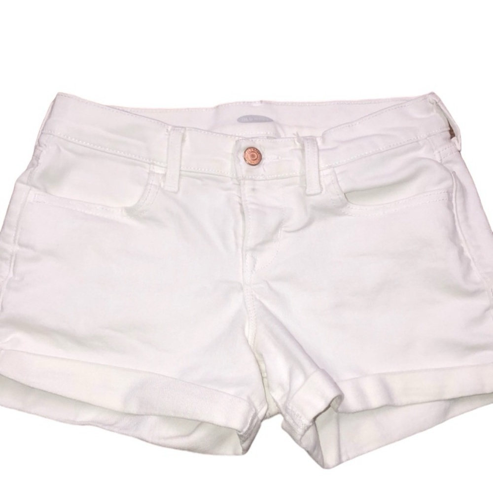 Old navy size 2 white cuffed jean shorts